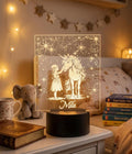 Personalisiertes LED-Lampe „Mädchen mit Einhorn“ – Ein magischer Blickfang fürs Kinderzimmer