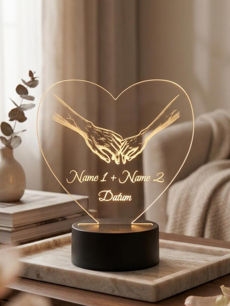 Seime-Kreativschuppen personalisierte 3D-Herzlampe aus Acryl mit Lasergravur von Händen, Namen und Datum auf schwarzem Sockel